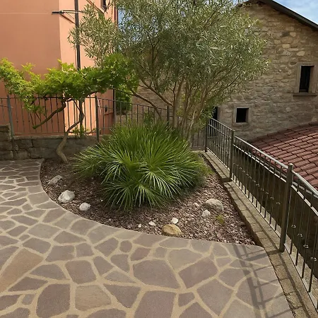 Appartamento L'oasi Nel Borgo, Un Angolo Di Pace Vicino A Bagnone